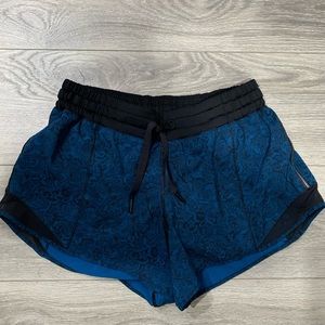 Lululemon Athletica sport shorts size 8 tall